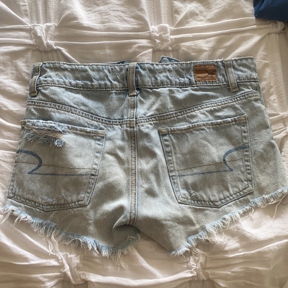 AMERICAN EAGLE SHORTS - Picture 2 of 3